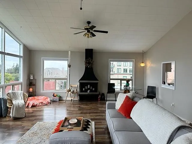1030 Lawrence St #4 — Photo 20