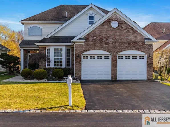 209 Blackberry Way, Monroe Township, NJ 08831