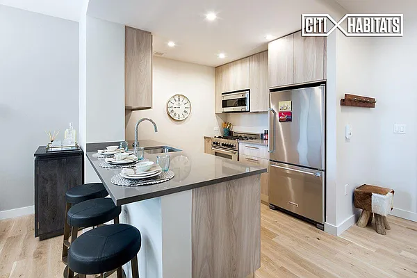 Rented by Citi Habitats | media 43