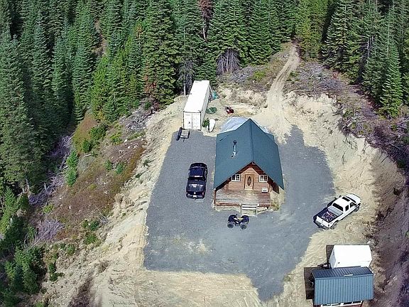 3rd image of 552 Rhett Creek Rd