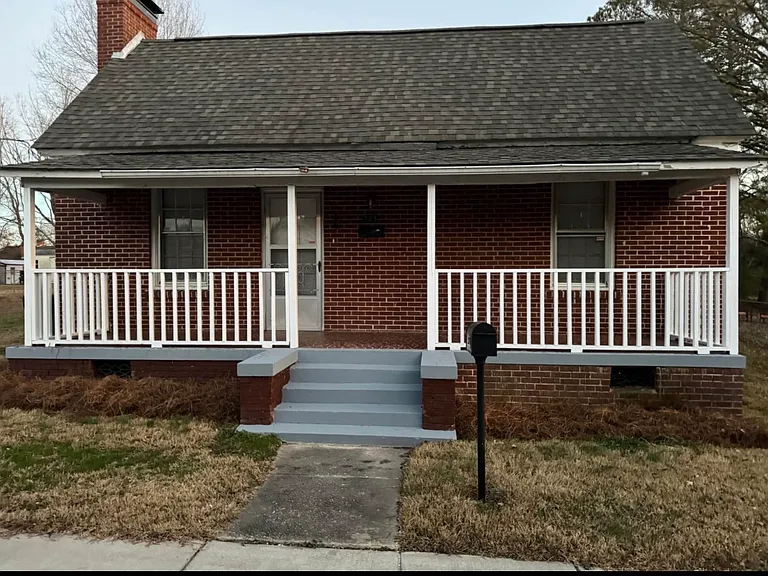 505 Lowell Ave — Photo 2