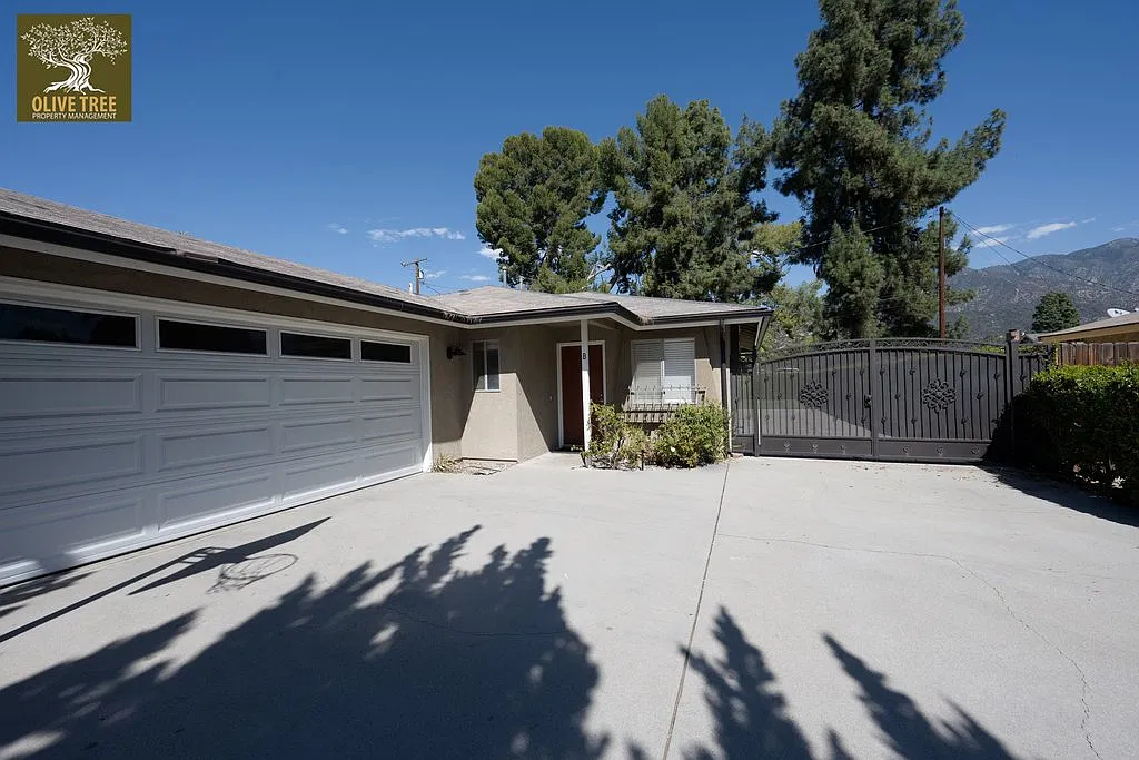 3 bed, 1500 sqft, $4,395 — Photo 1