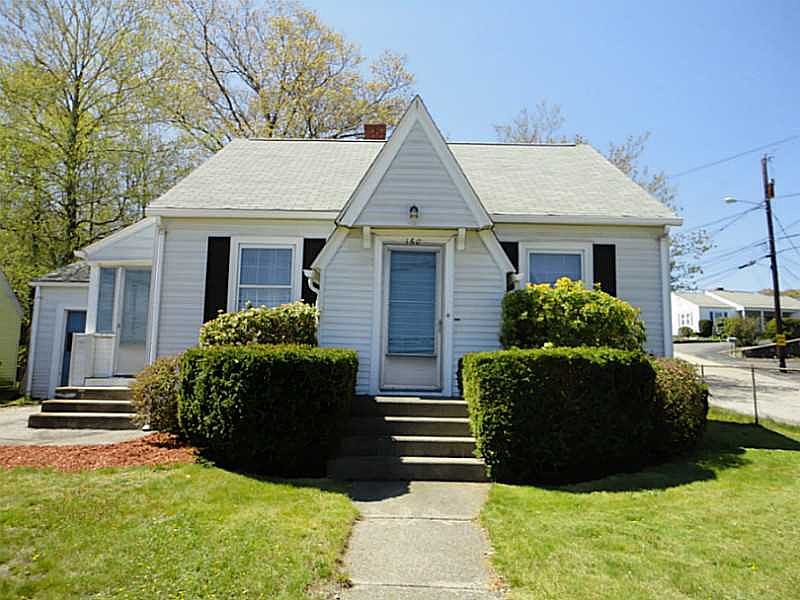 1st image of 160 Putnam Pike