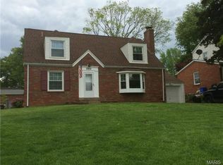 6404 Heege Rd, Saint Louis, MO 63123