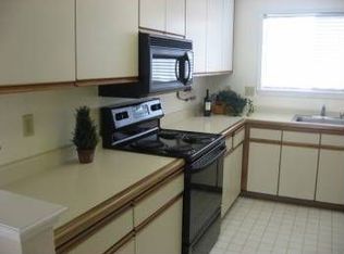 2624 Jones Rd #A, Walnut Creek, CA 94597