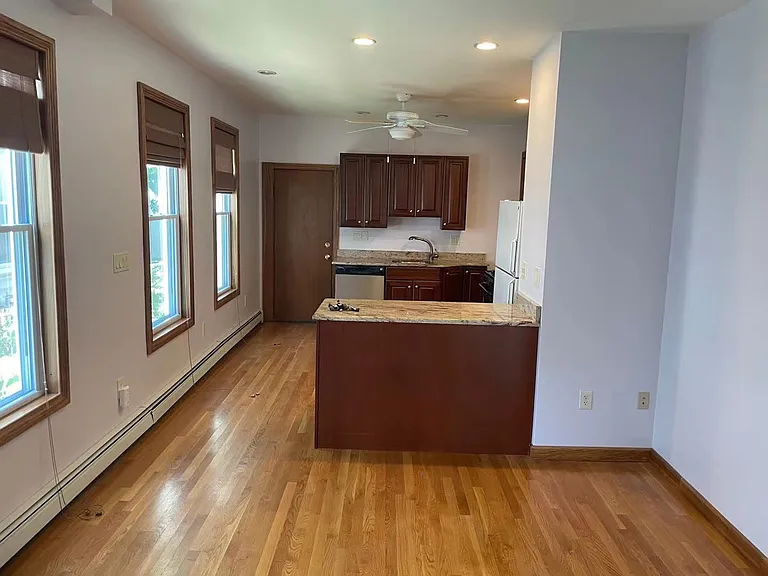 299 Beacon St #1 — Photo 2