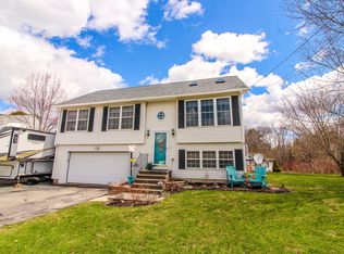 15 Autumn Ln, Brewer, ME 04412