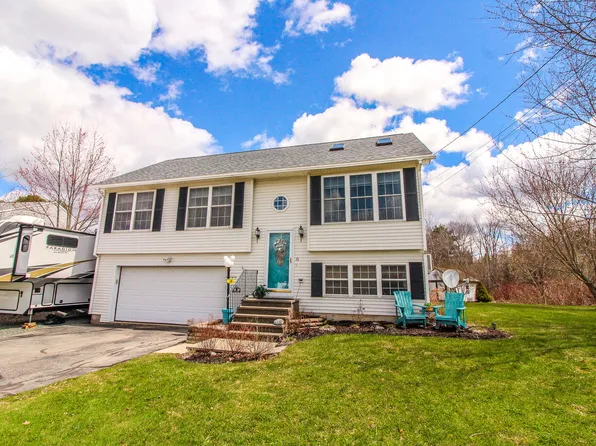 15 Autumn Lane, Brewer, ME 04412