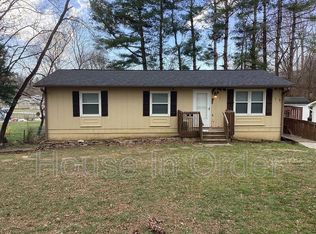 236 Clover Dr, Fletcher, NC 28732