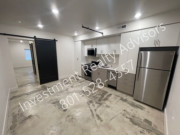 2nd image of 1172 E Graystone Way #113