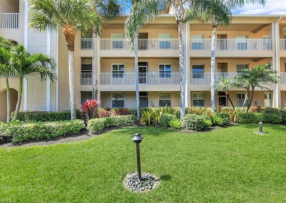 2690 Cypress Trace Cir #3212