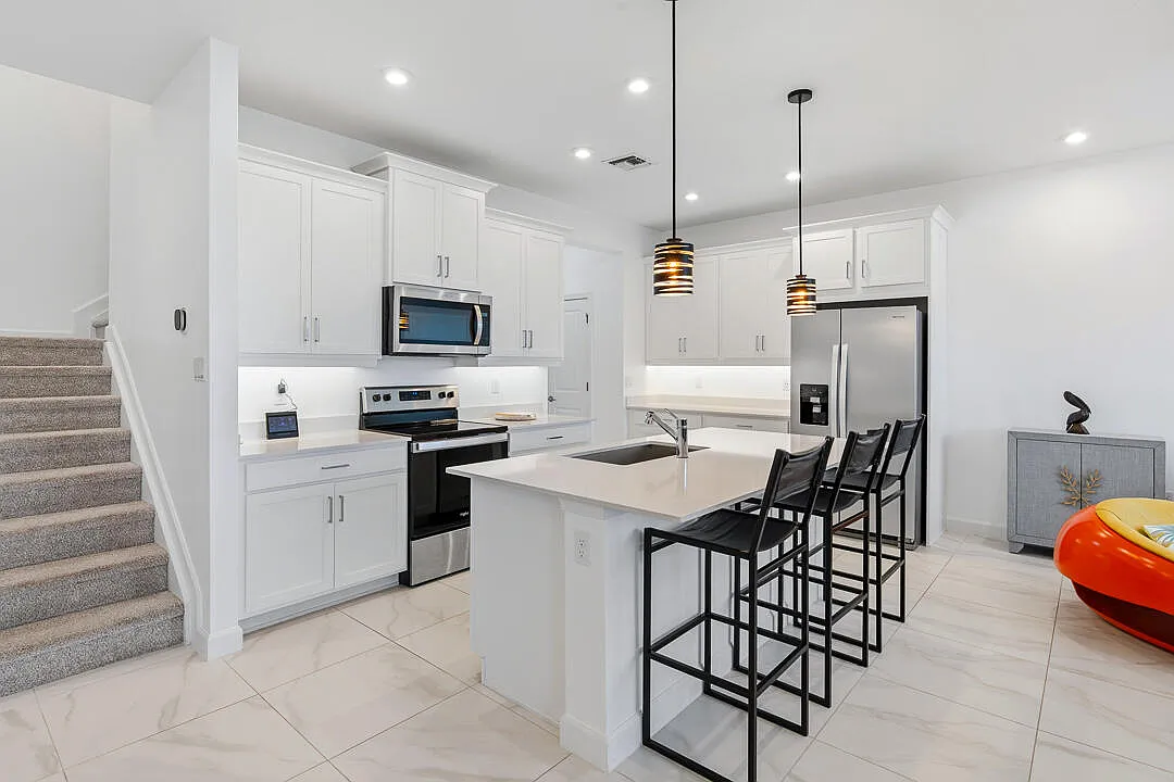 3 bed, 2.5 bath, 1754 sqft, $2,800 — Photo 4