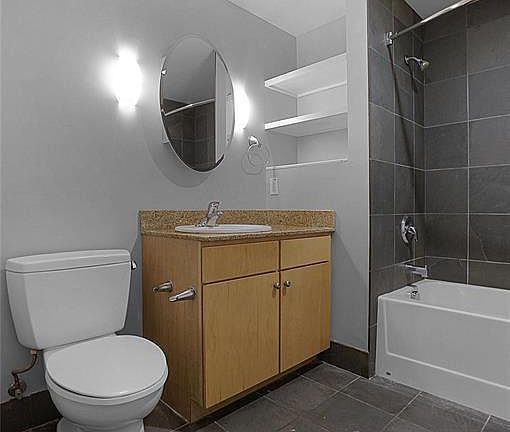 4th image of 314 N Broadway APT 606