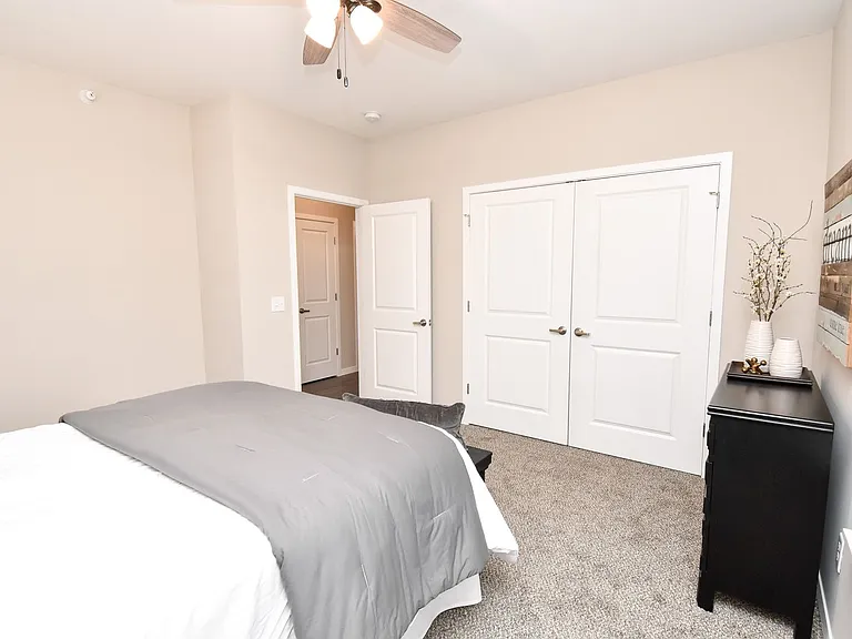 Cypress Ridge Apartments — Photo 18
