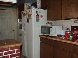 4th image of 16014 Diana Ln