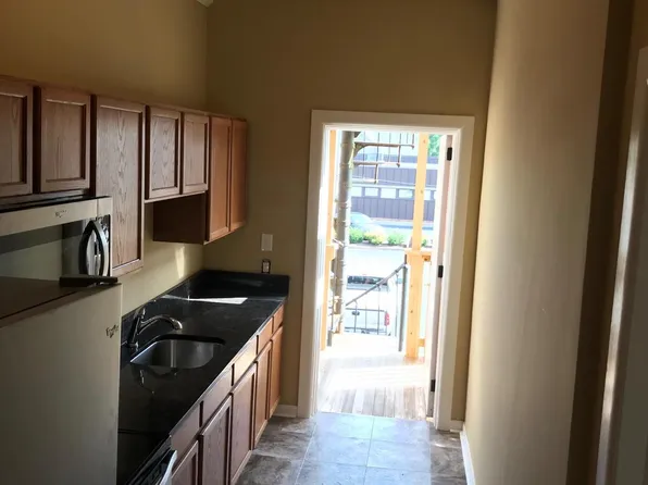 608 N Roan St Unit 12, Johnson City, TN 37601