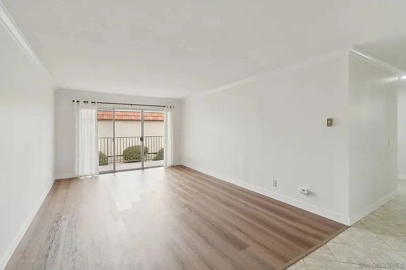 1 bed, 1.0 bath, 690 sqft, $2,100 — Photo 1