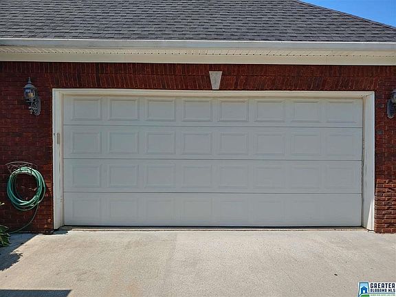 2nd image of 221 Ashford Dr