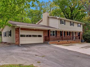 3624 Cherrylog Rd, Knoxville, TN 37921