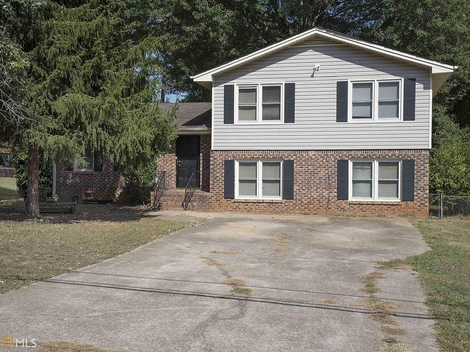 1st image of 418 Desiree Dr