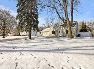 9016 Jackson Ave, Lexington, MN 55014