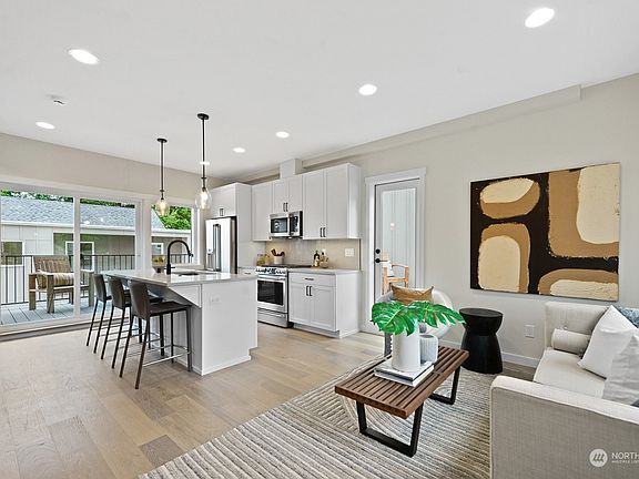 4th image of 7558 34th Avenue NE