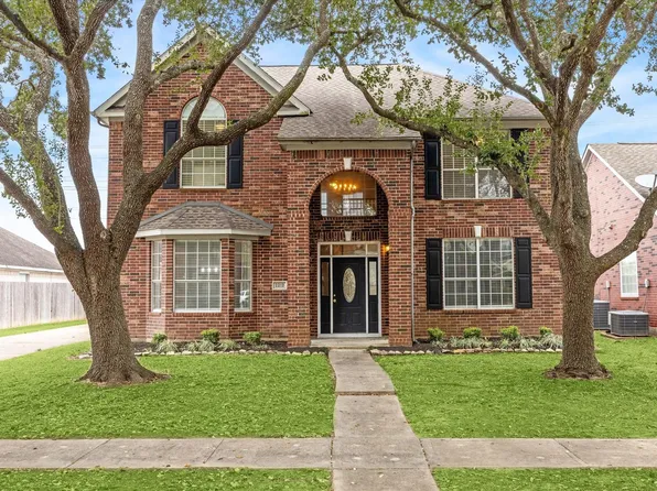 2212 Golden Sails Dr, League City, TX 77573