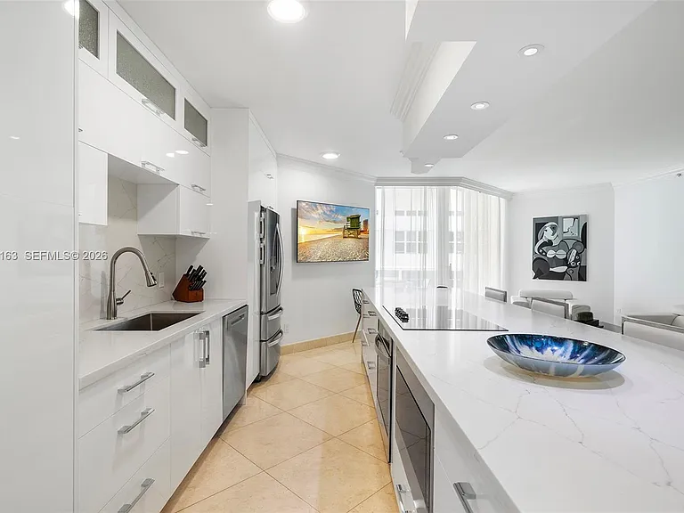 4775 Collins Ave #1504 — Photo 6