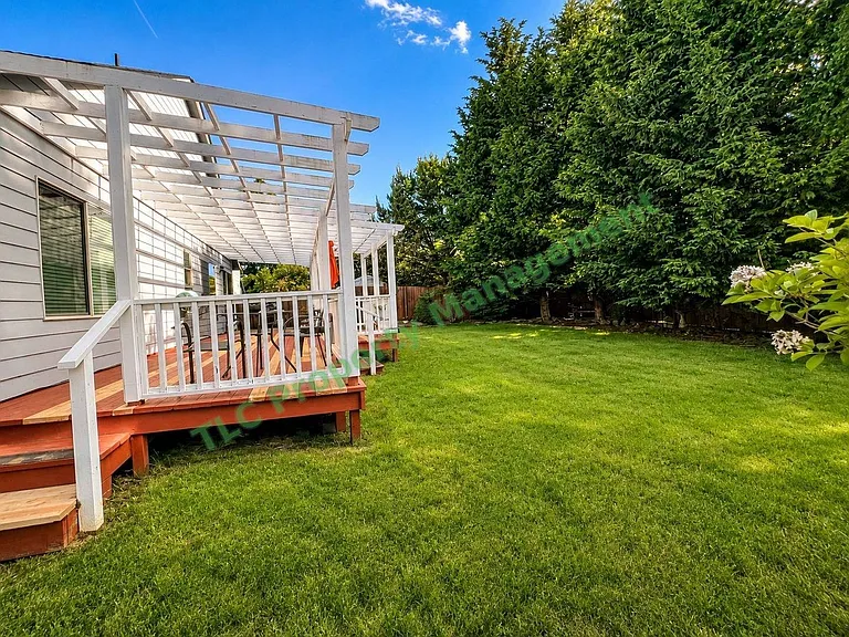 942 Salamander Rd SE — Photo 28
