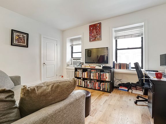 3rd image of 72 University Pl APT 2E