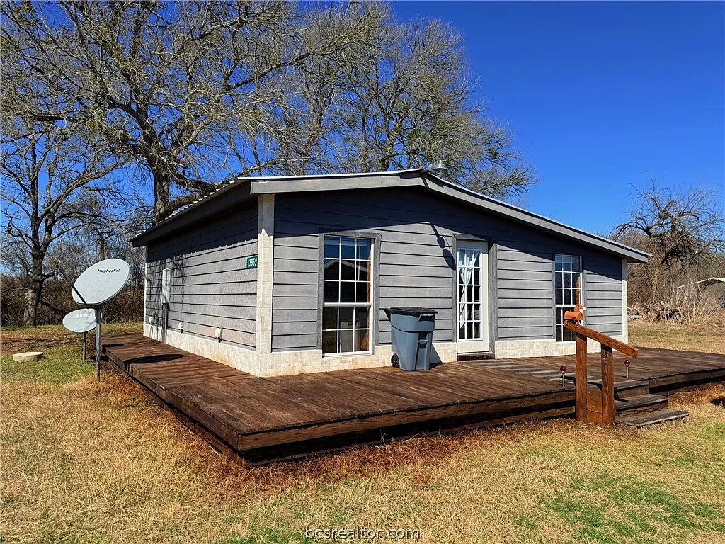 2 bed, 784 sqft, $1,295 — Photo 2