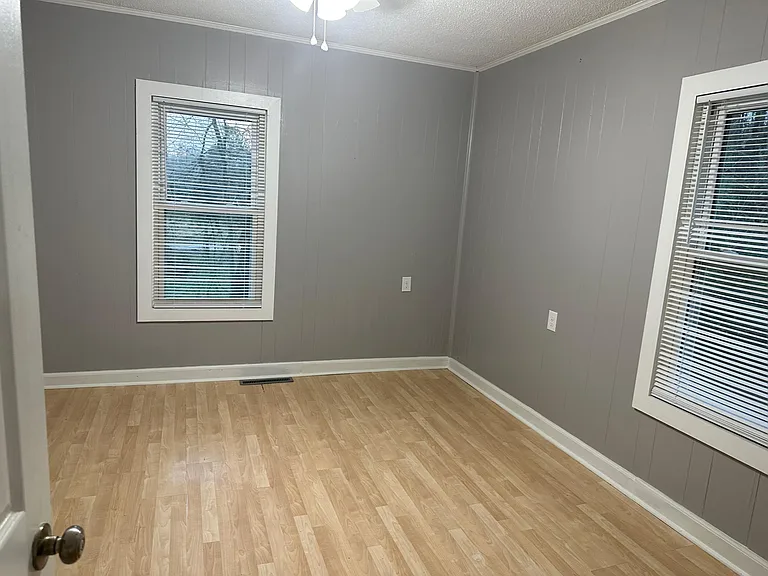 1792A Old Haywood Rd — Photo 8