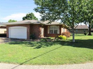 3801 Maxwell Ct, Evansville, IN 47715