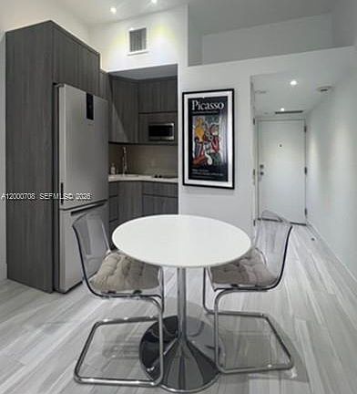 4th image of 1915 Brickell Ave APT Cc6