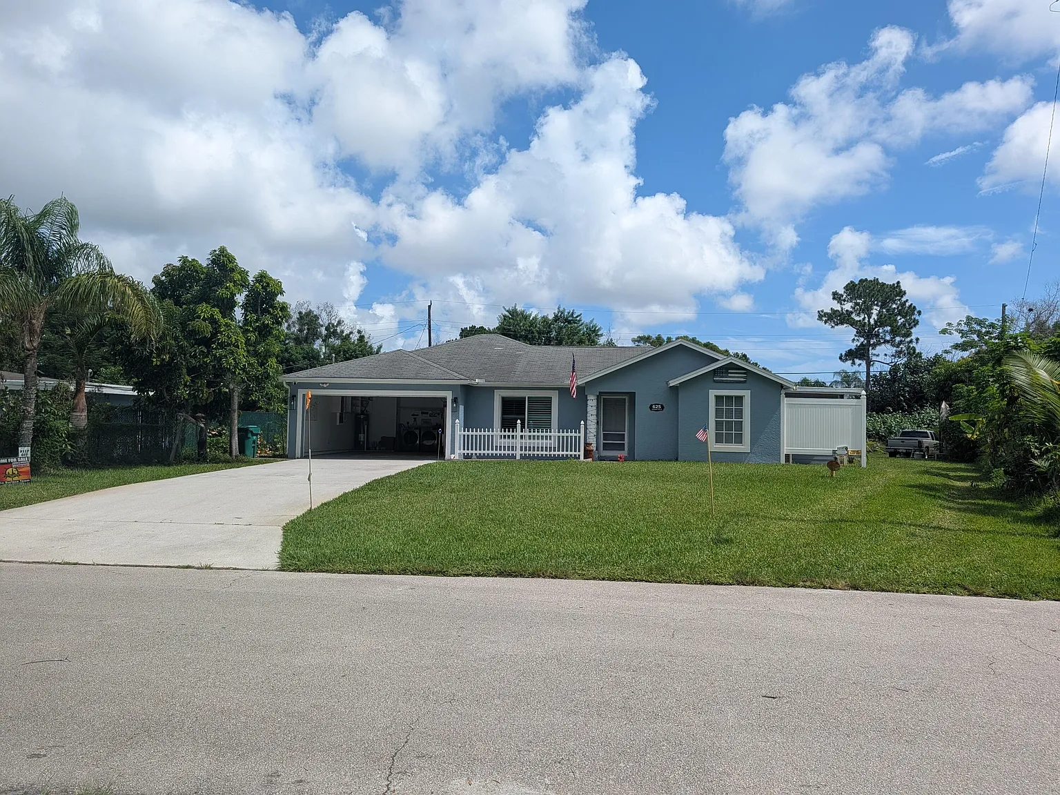 4 bed, 3.0 bath, 1418 sqft, $3,200 — Photo 1