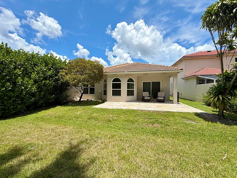 5725 Via De La Plata Cir — Photo 26