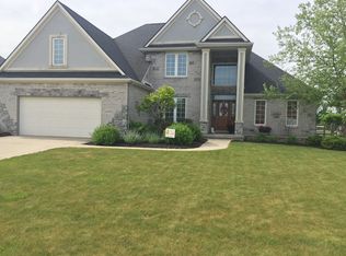 14775 Lake Meadows Dr, Perrysburg, OH 43551