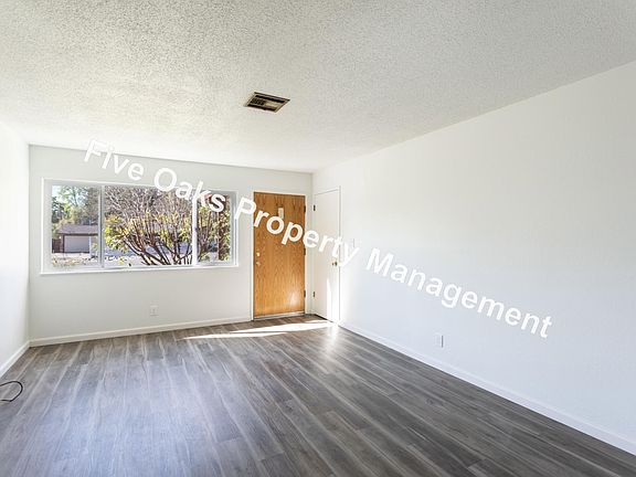 3rd image of 7169 Palm Ave