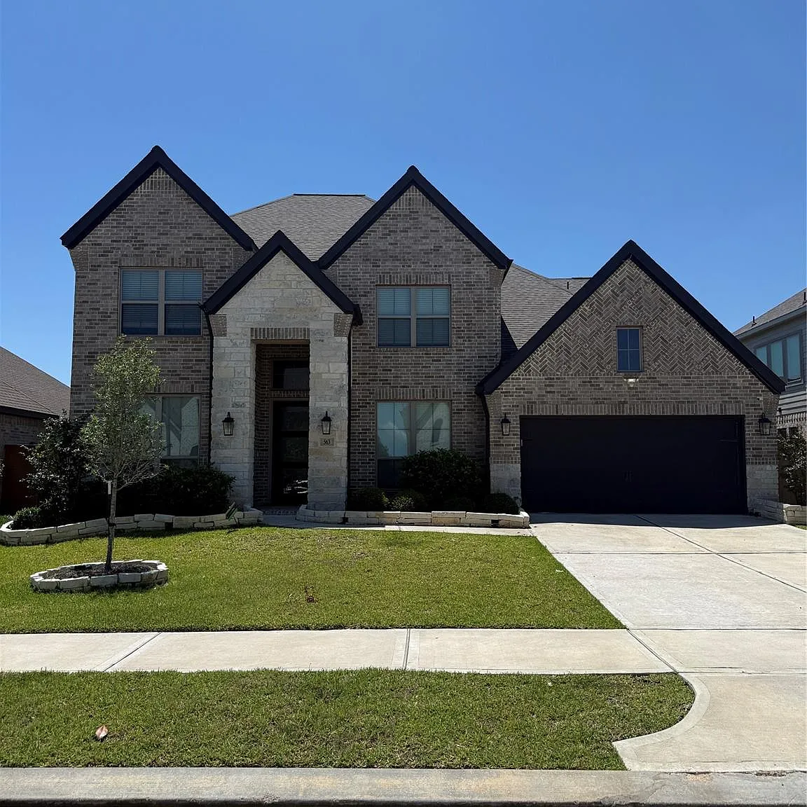 5 bed, 4.5 bath, 3546 sqft, $4,775 — Photo 1
