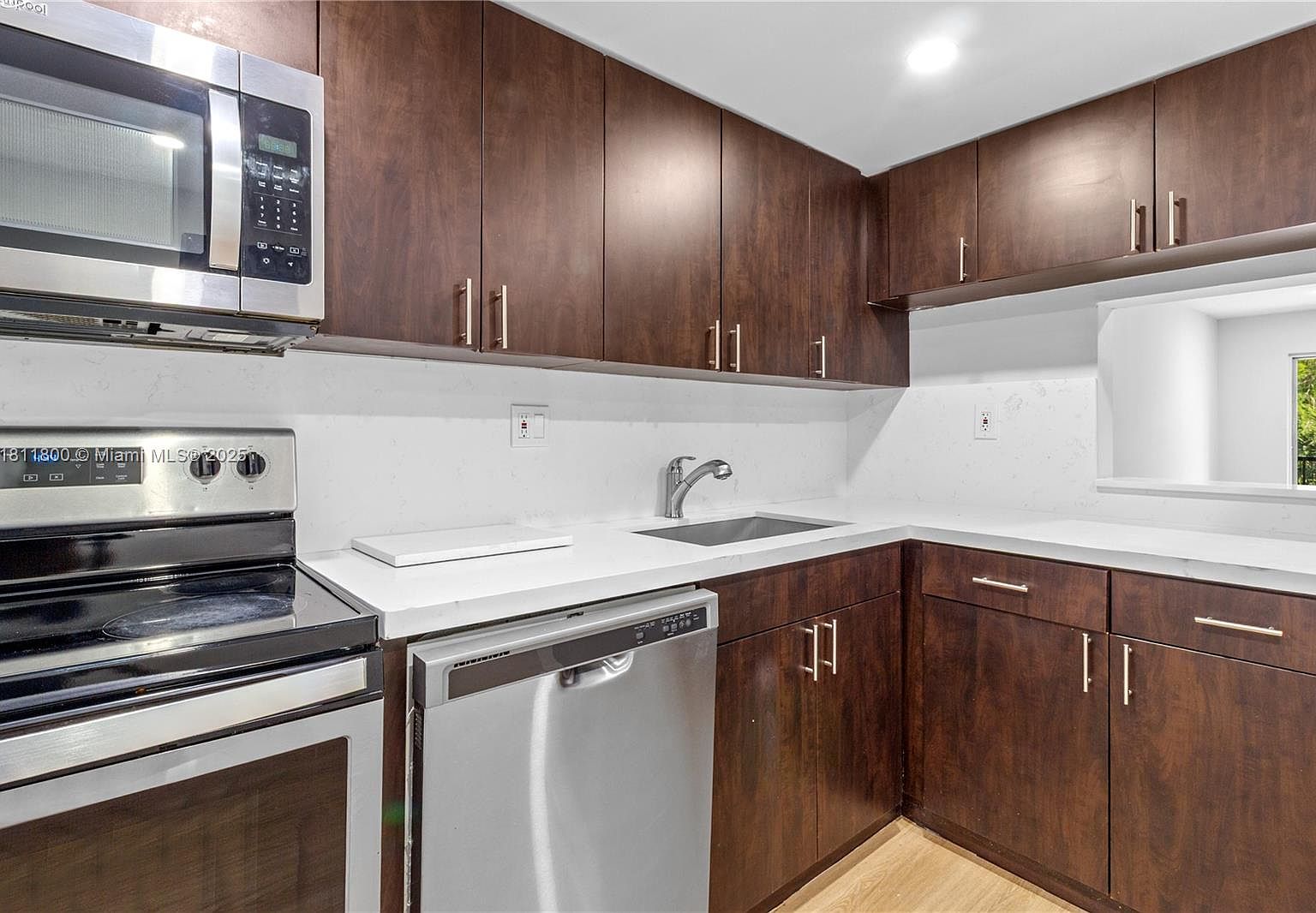 7900 Colony Cir S APT 206