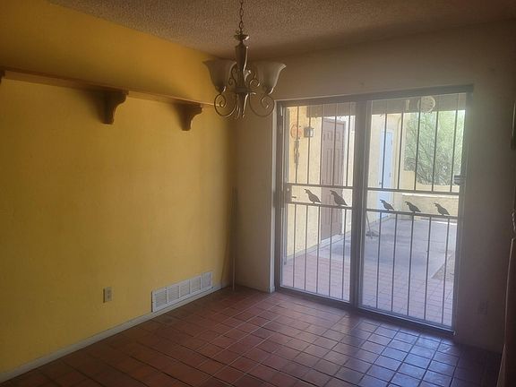 5th image of 7562 N Calle Cordobesa