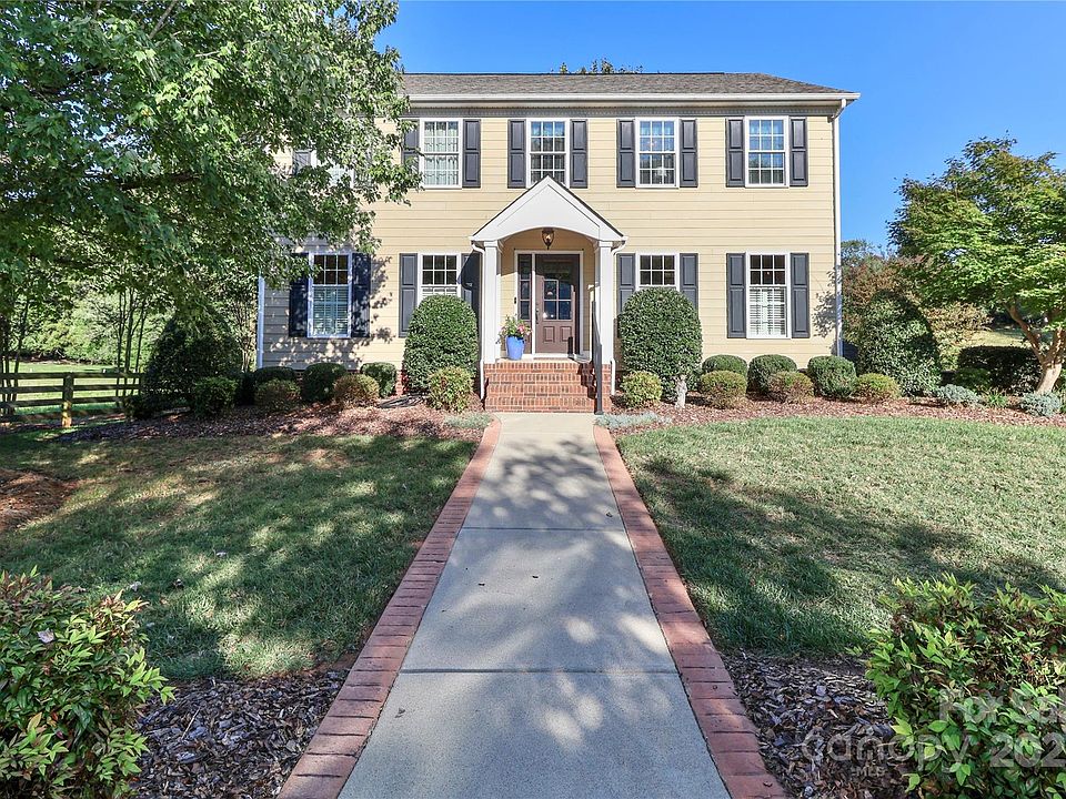 1st image of 1016 Argyle Ct