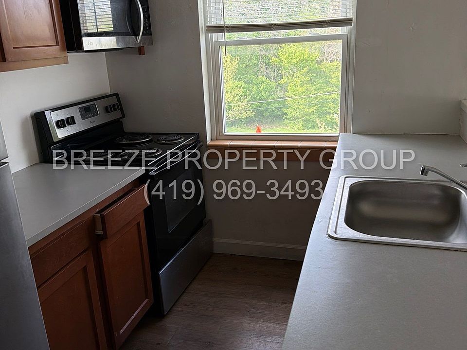 1st image of 1945 Ottawa Dr #10