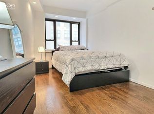 210 E 47th St APT 5J, New York, NY 10017