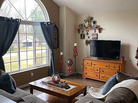 2nd image of 9834 S Ensley Ct