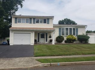 34 Adams St, Old Bridge, NJ 08857