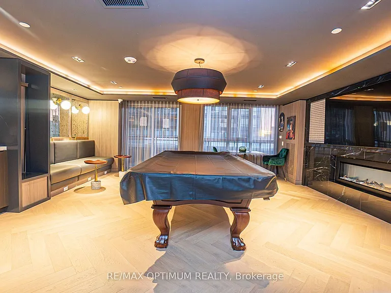 395 Dundas St W #219 — Photo 10