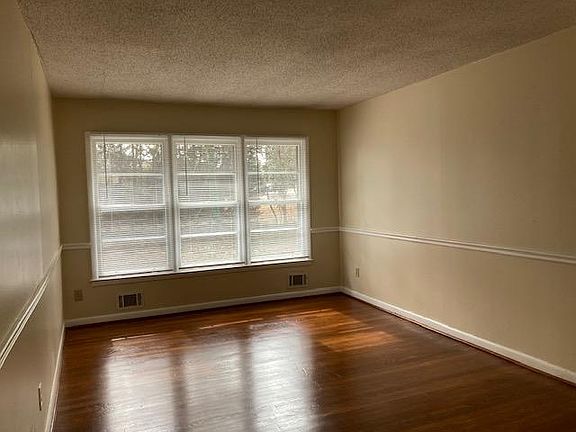 Lots of natural light in living room.