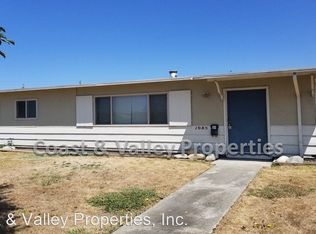 1085 Sharon Dr, Salinas, CA 93905