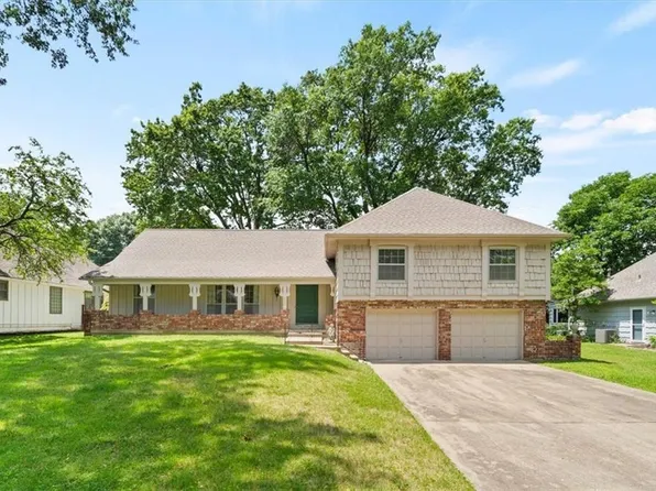 6350 Beverly Dr, Mission, KS 66202